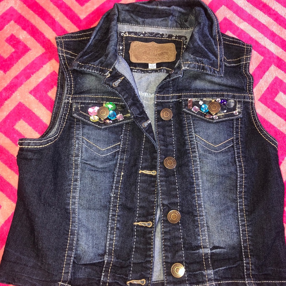 Jean Vest